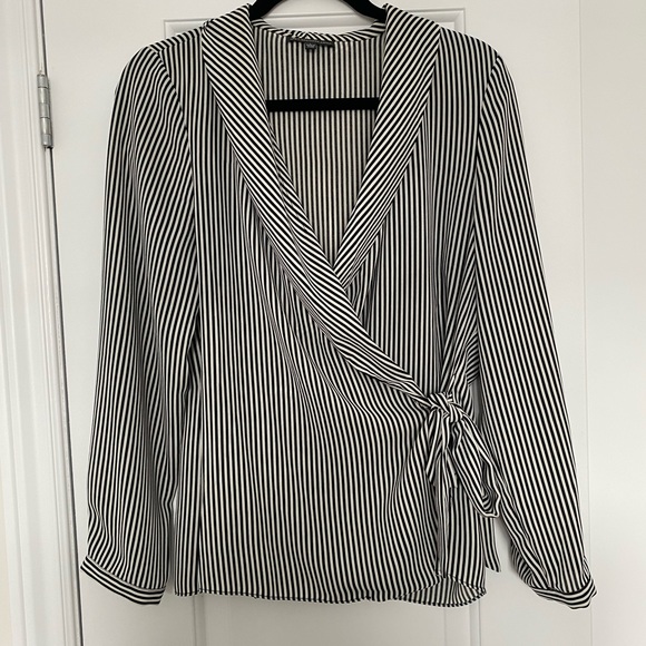 2/$20ποΈ Adrianna Papell β’ Blouse β’ Sz L - Picture 1 of 6